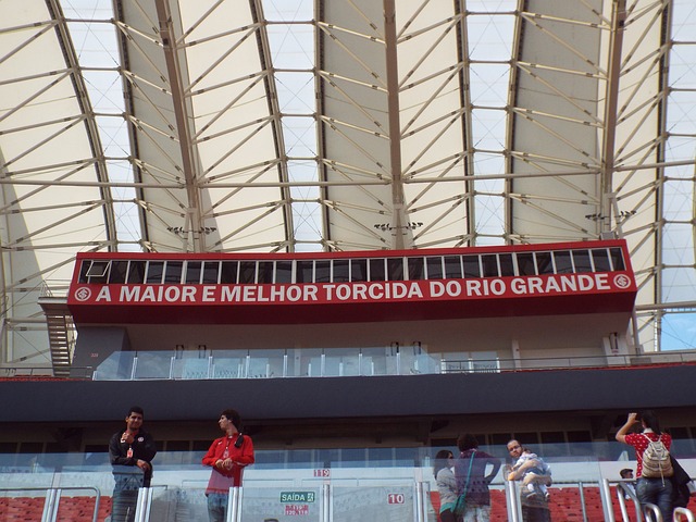 双方球员实 双方球员实